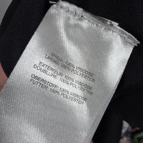 J. Crew Dress Sz 00 Dark Floral Button Up Fit & Flare V Neck Cottagecore Modest - Picture 12 of 14